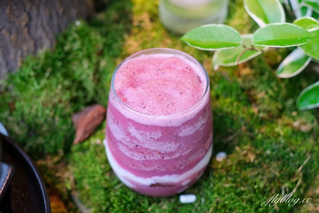 台中南屯｜貳樓秀泰文心店．未來城市森林風格造景，台中文心秀泰一樓早午餐 @飛天璇的口袋