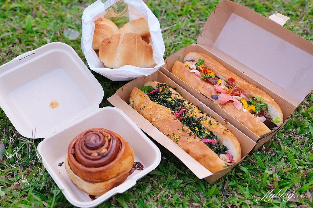 台中美食｜尤牧Nomad 軟法堡，美味的台中行動餐車，預訂才吃得到的軟法堡 @飛天璇的口袋