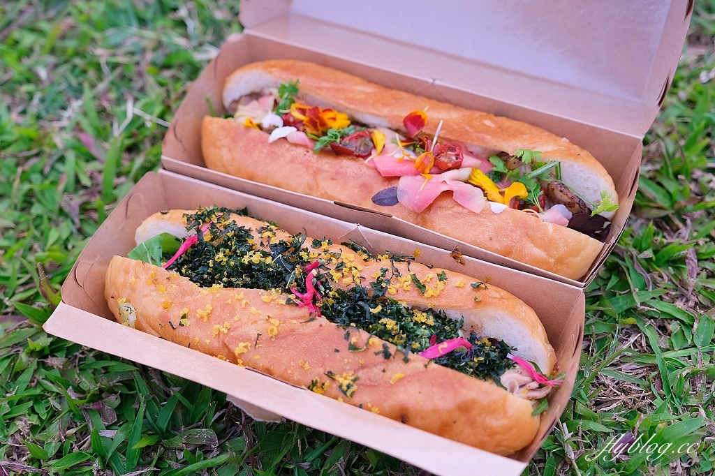 台中美食｜尤牧Nomad 軟法堡，美味的台中行動餐車，預訂才吃得到的軟法堡 @飛天璇的口袋