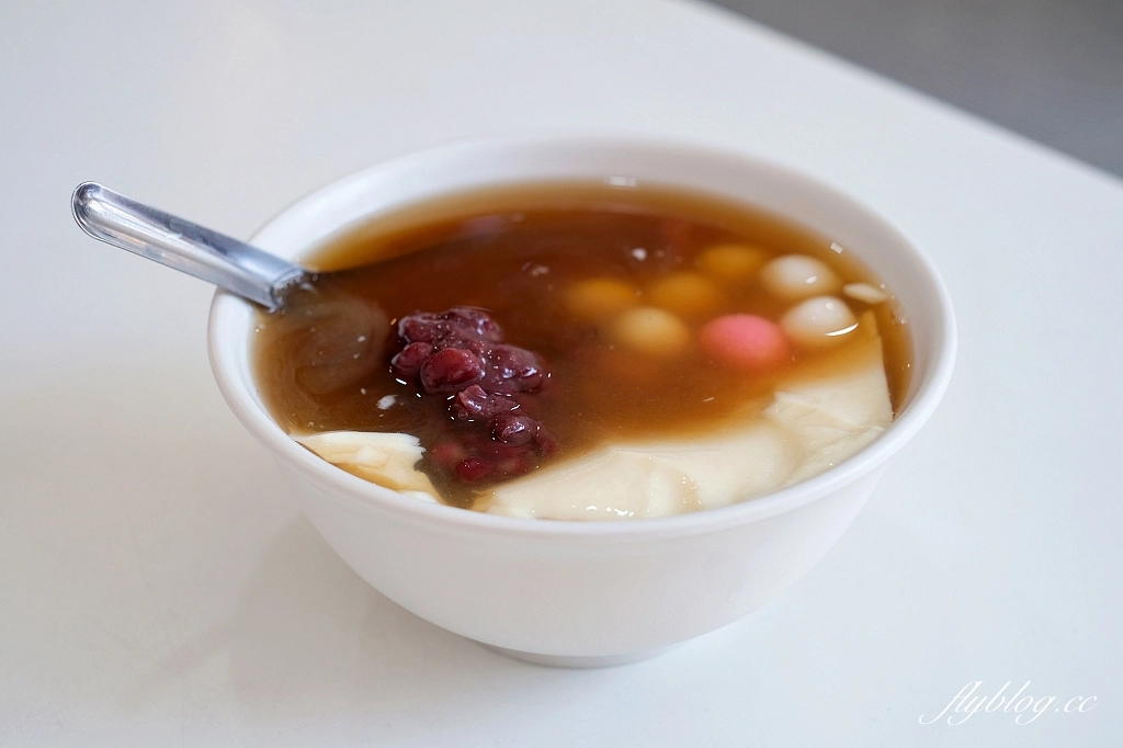 台中沙鹿｜豆粹豆花坊．傳承岳父30年的好手藝，台中也吃得到炒冰 @飛天璇的口袋