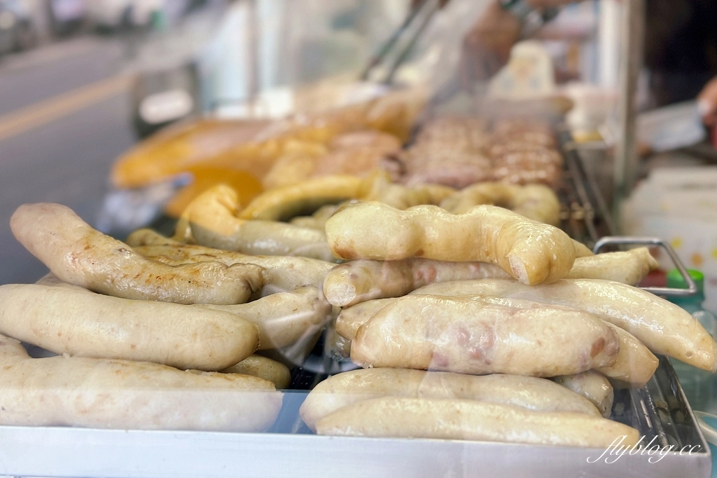 花蓮美食｜福建街香腸，花蓮在地50年老店，假日一定排隊的香腸糯米腸 @飛天璇的口袋