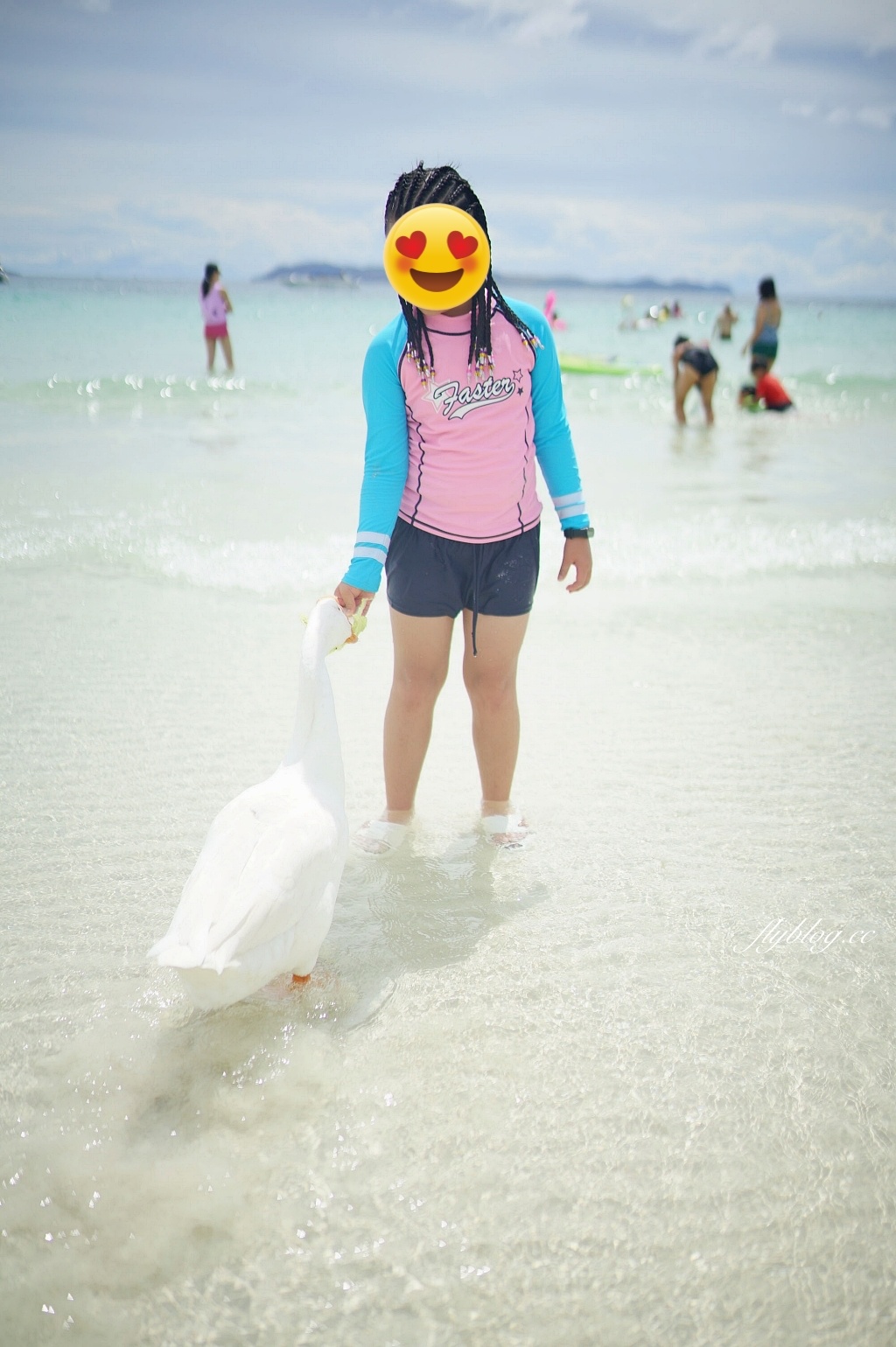 泰國芭達雅｜珊瑚島一日遊，格蘭島水上活動(拖曳傘、香蕉船、水上摩拖車)，空拍照片當天就可以拿 @飛天璇的口袋