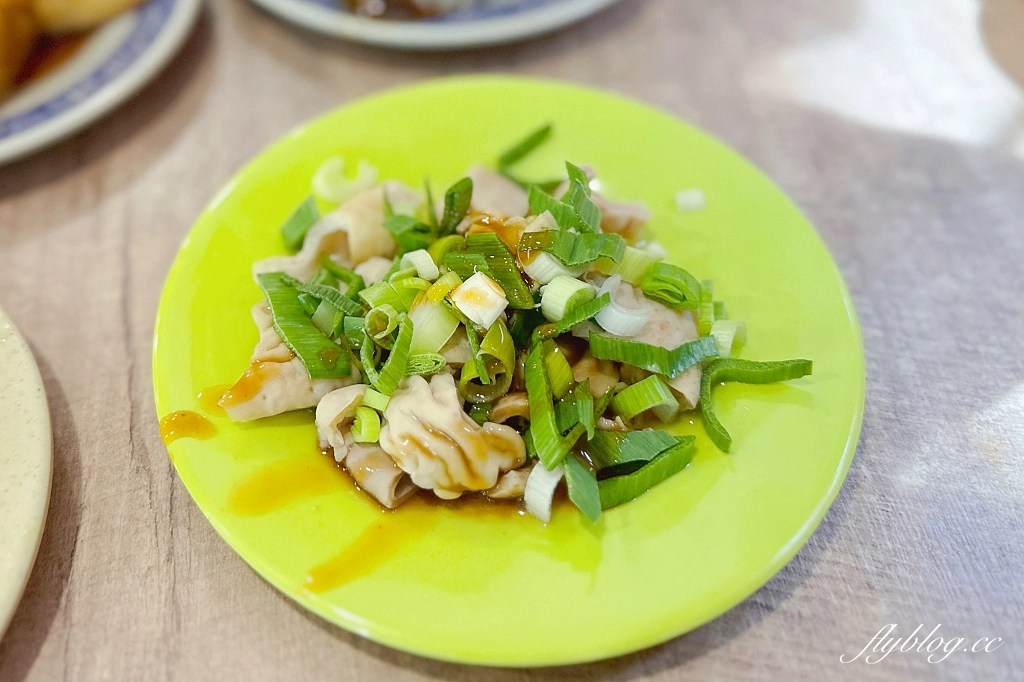 台中中區｜柳川東路米粉湯，搬家囉！第二市場好吃的米粉湯老店 @飛天璇的口袋