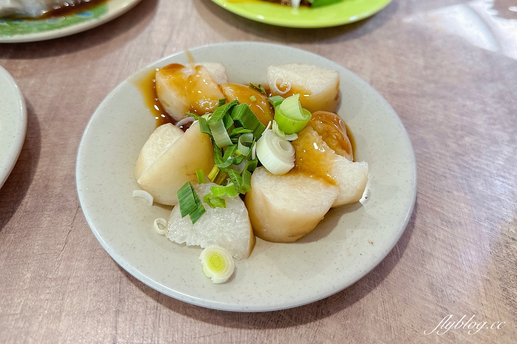 台中中區｜柳川東路米粉湯，搬家囉！第二市場好吃的米粉湯老店 @飛天璇的口袋