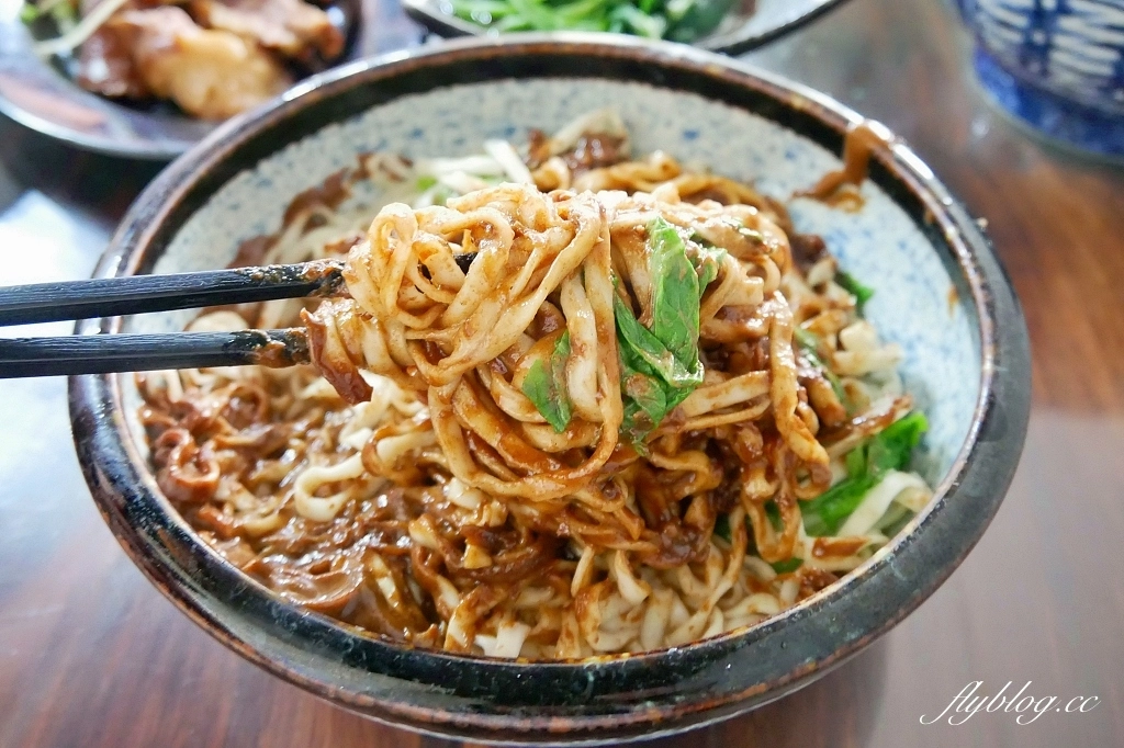 台中南屯|竹仔腳麵食館,南屯老街40年老店,重新裝潢變得很文青 @飛天璇的口袋 台中南屯|竹仔腳麵食館,南屯老街40年老店,重新裝潢變得很文青 @飛天璇的口袋