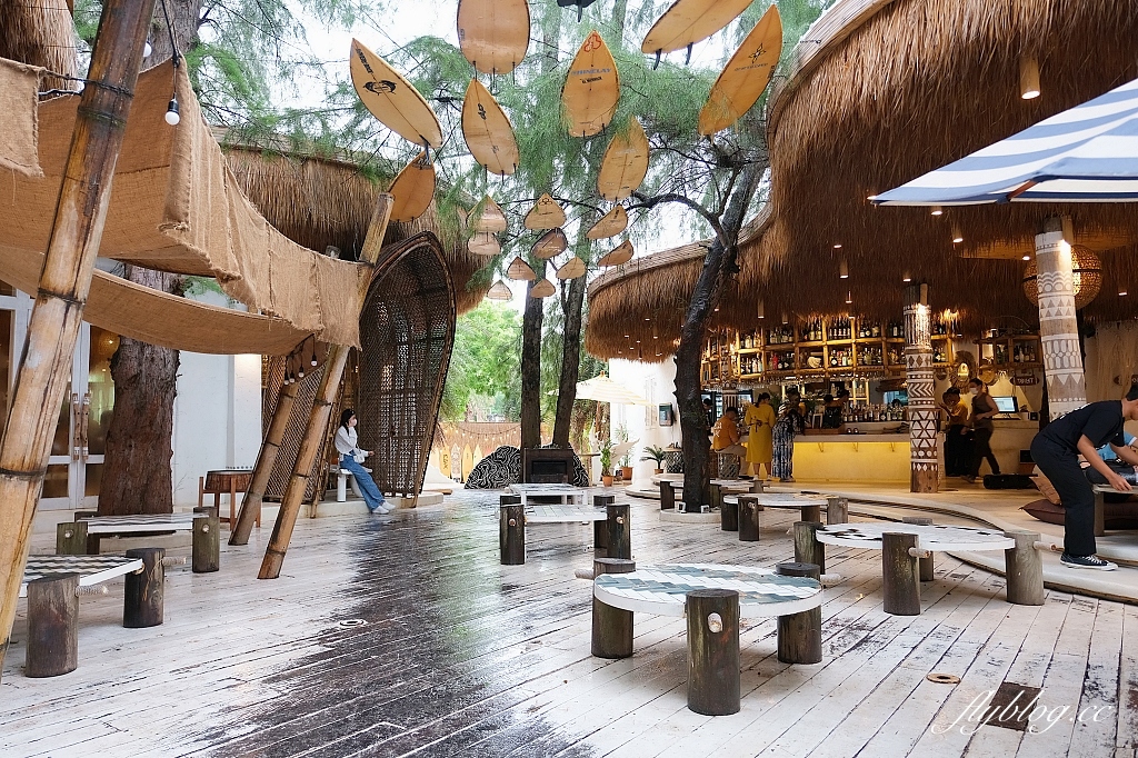 泰國芭達雅｜Cave Beach Club，坐擁中天海景第一排，芭達雅超美洞穴海灘餐廳 @飛天璇的口袋