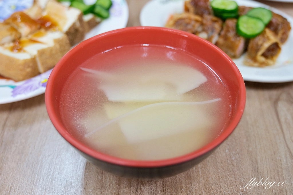 台中北屯｜雙生的店．北屯30年老字號麵店，生意好到搬到豪宅繼續賣 @飛天璇的口袋