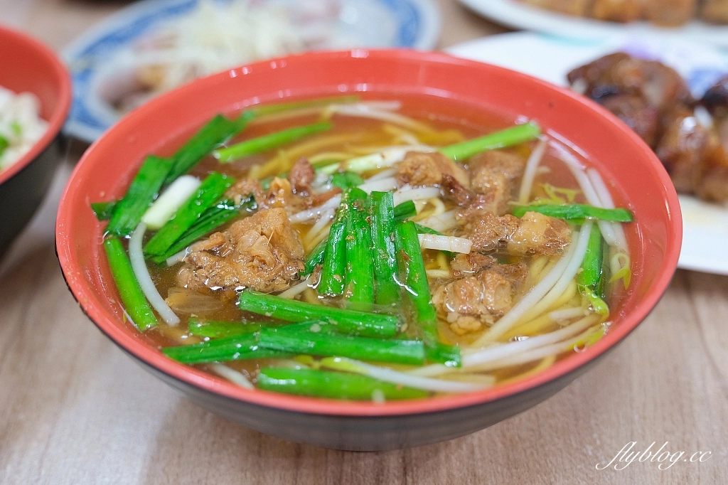 台中北屯｜雙生的店．北屯30年老字號麵店，生意好到搬到豪宅繼續賣 @飛天璇的口袋