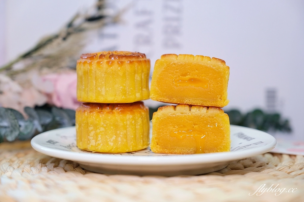 台中西區｜Maru Bakery 甜點蛋糕專門店．台中隱藏版的波蘿蛋黃酥，還有爆漿奶黃流沙 @飛天璇的口袋