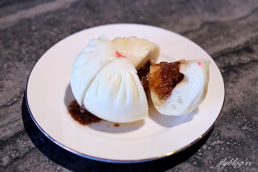 台中東區｜沁園春 LaLaport台中店．米其林必比登推薦，台中70年江浙菜名店 @飛天璇的口袋