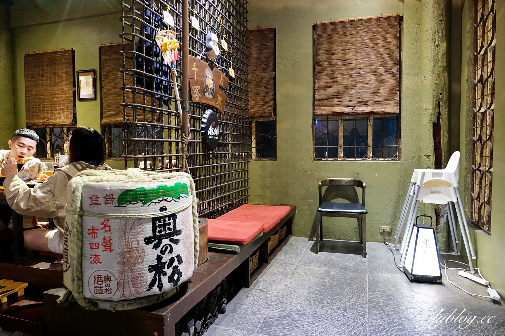 花蓮美食｜老時光燒肉酒肴．最超人氣的花蓮居酒屋，一開放訂位就秒殺 @飛天璇的口袋