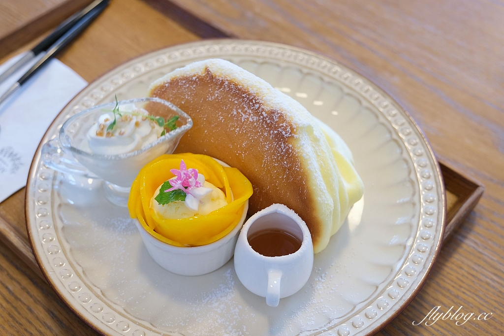 花蓮美食｜小巷茉莉．花蓮文青風老宅咖啡館，舒芙蕾鬆餅好好吃 @飛天璇的口袋