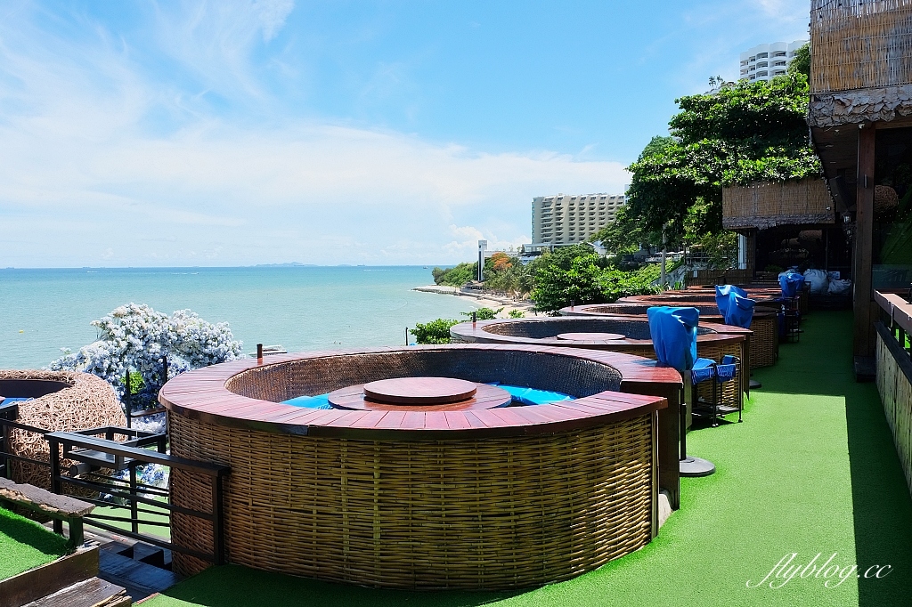 泰國芭達雅｜3 Mermaids．芭達雅超夯三隻美人魚餐廳，坐在鳥巢欣賞蔚藍海景 @飛天璇的口袋