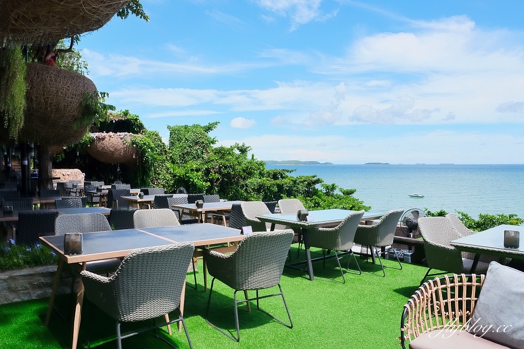 泰國芭達雅｜3 Mermaids．芭達雅超夯三隻美人魚餐廳，坐在鳥巢欣賞蔚藍海景 @飛天璇的口袋