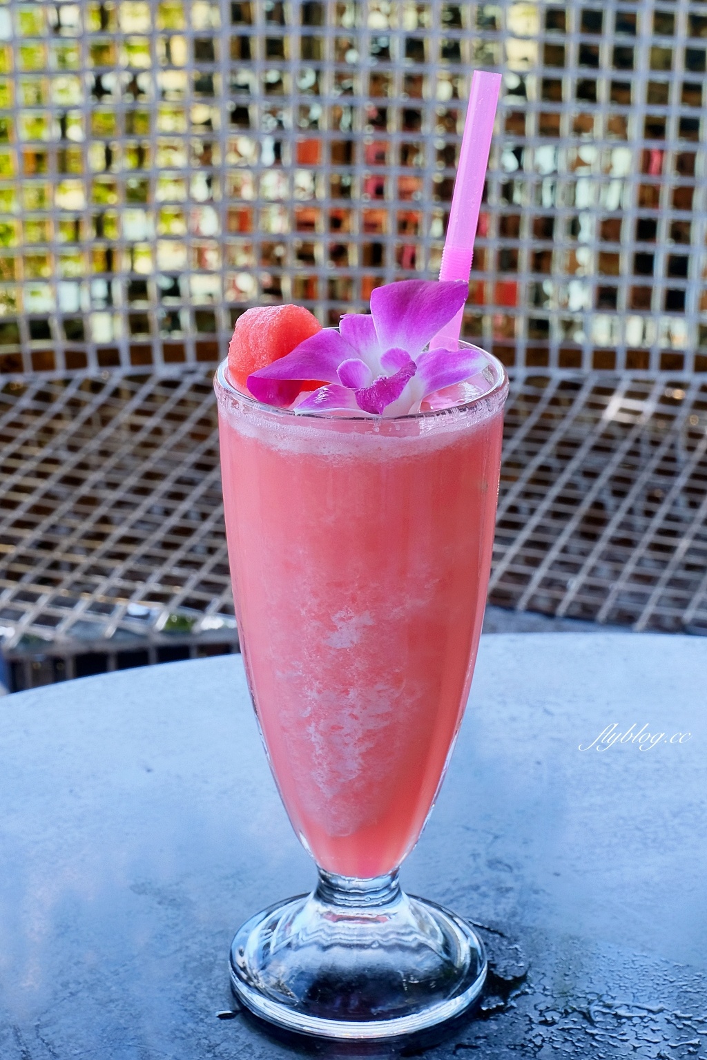 泰國芭達雅｜3 Mermaids．芭達雅超夯三隻美人魚餐廳，坐在鳥巢欣賞蔚藍海景 @飛天璇的口袋