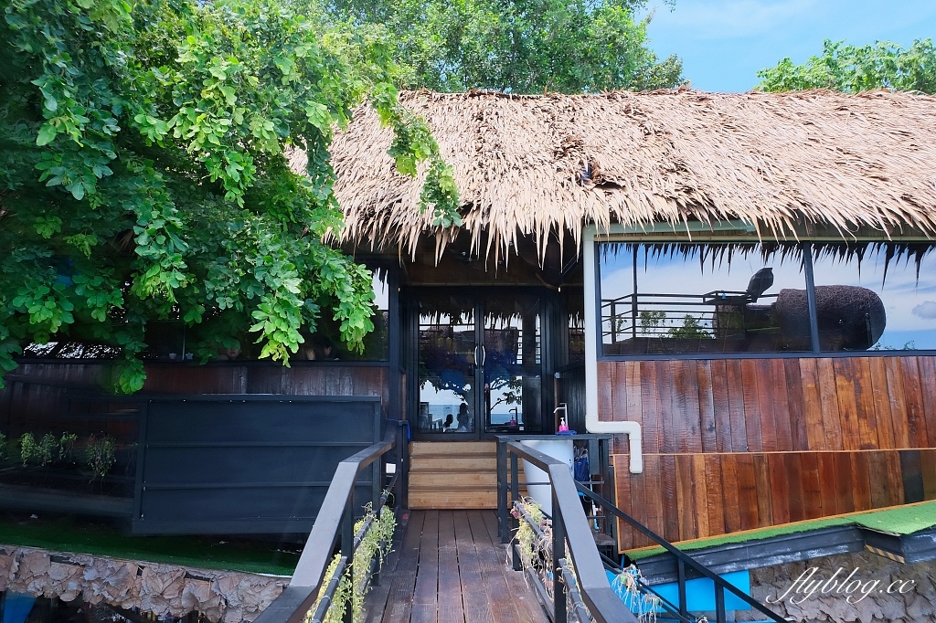 泰國芭達雅｜3 Mermaids．芭達雅超夯三隻美人魚餐廳，坐在鳥巢欣賞蔚藍海景 @飛天璇的口袋