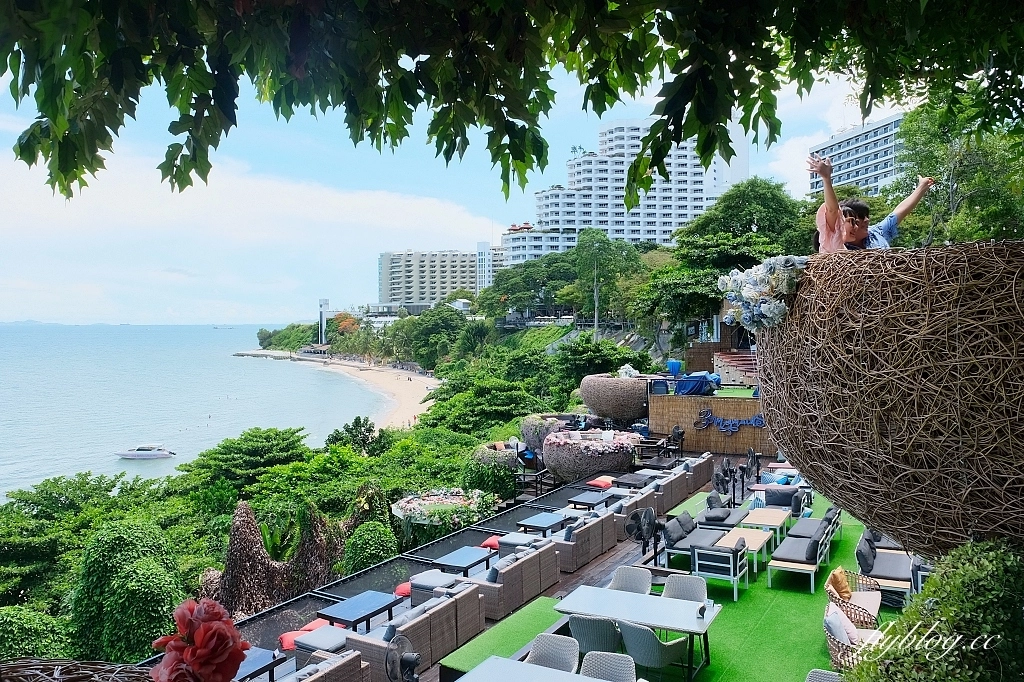 泰國芭達雅｜3 Mermaids．芭達雅超夯三隻美人魚餐廳，坐在鳥巢欣賞蔚藍海景 @飛天璇的口袋