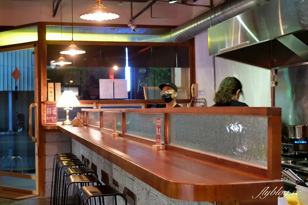 台中西區｜小次男咖哩所審計店．大人味咖哩專賣店，白飯也可以吃到飽 @飛天璇的口袋