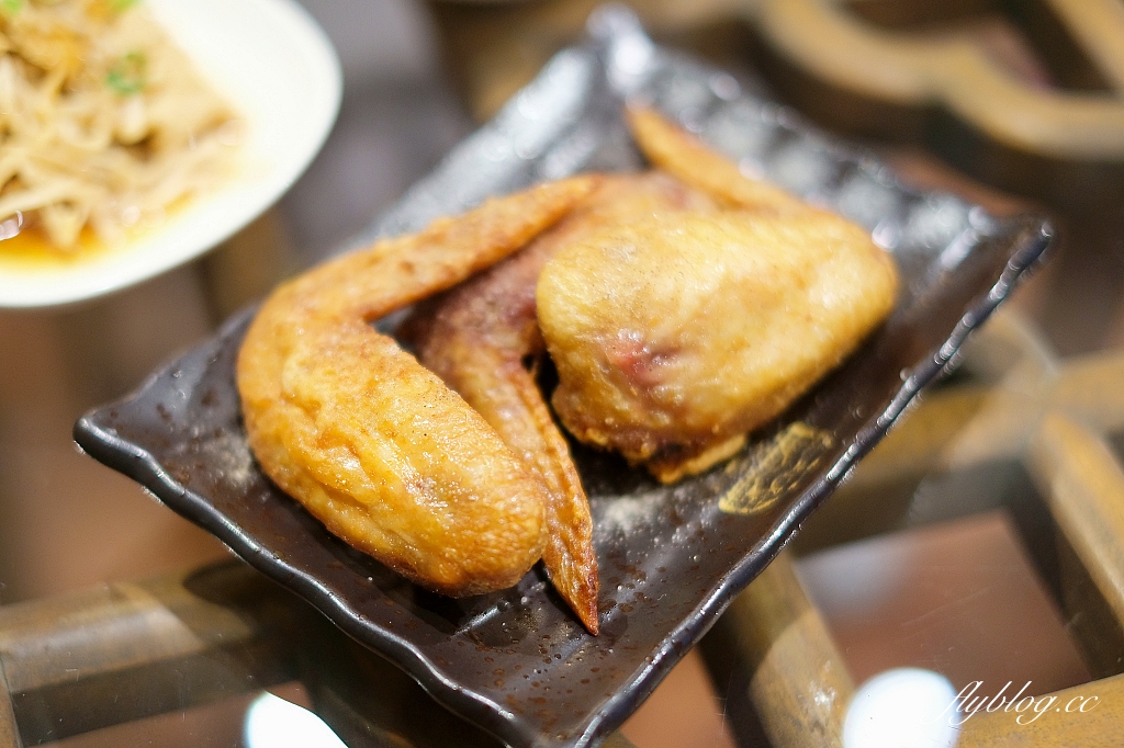 台中北屯｜耕讀園民俗公園店，隱身公園裡的茶坊，充滿古色古香的中式客棧風 @飛天璇的口袋