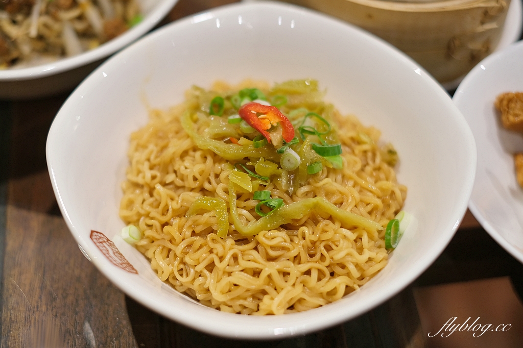 台中北屯｜耕讀園民俗公園店，隱身公園裡的茶坊，充滿古色古香的中式客棧風 @飛天璇的口袋