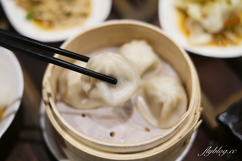 台中北屯｜耕讀園民俗公園店，隱身公園裡的茶坊，充滿古色古香的中式客棧風 @飛天璇的口袋