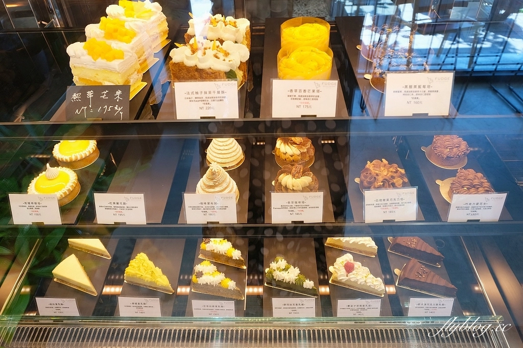 台中沙鹿｜法奇甜點 FUDGE．海線超人氣法式甜點，來自藍帶廚藝學院的美味 @飛天璇的口袋