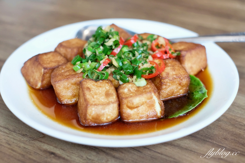 台中西屯｜頂園全鴨坊．米其林推介台中烤鴨，搬家之後還有專屬停車場，附2023最新菜單 @飛天璇的口袋