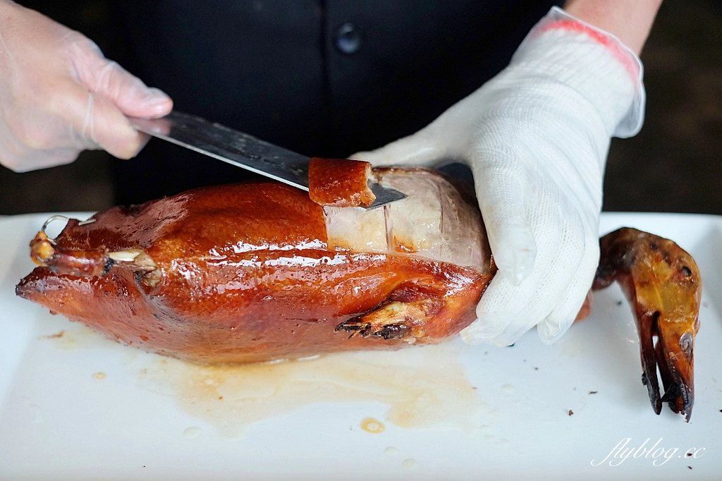 台中西屯｜頂園全鴨坊．米其林推介台中烤鴨，搬家之後還有專屬停車場，附2023最新菜單 @飛天璇的口袋