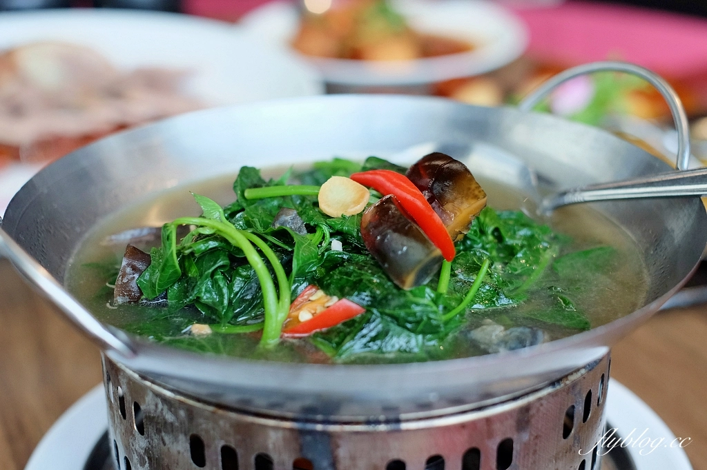 台中西屯｜頂園全鴨坊．米其林推介台中烤鴨，搬家之後還有專屬停車場，附2023最新菜單 @飛天璇的口袋