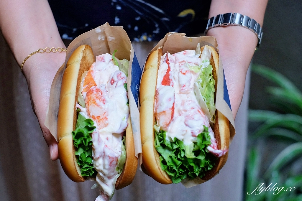 期間限定｜麥當勞螫龍蝦堡．單點385元貴出新高度，標榜每一口都吃得到龍蝦肉 @飛天璇的口袋