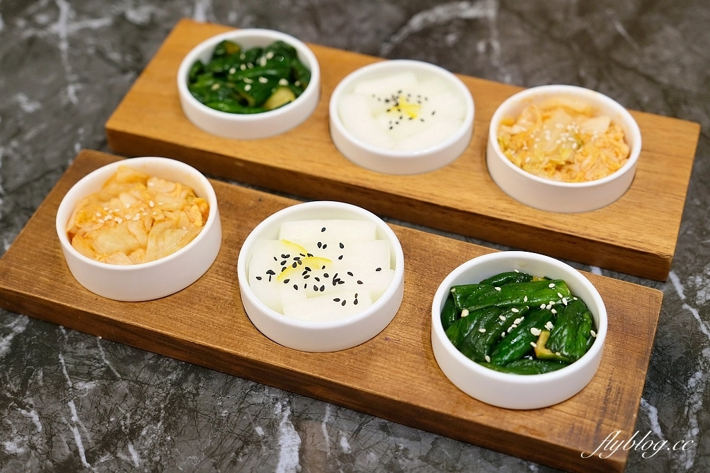 台中南屯｜樂軒和牛專門店．品嚐日本夢幻和牛，宛如私人招待所的用餐空間 @飛天璇的口袋