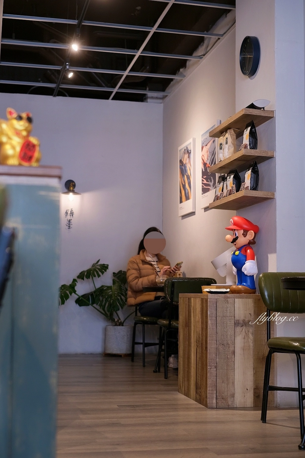 台中北區｜珘墨咖啡 Weekend Coffee．營業到晚上的咖啡館，推薦手沖咖啡季節甜點 @飛天璇的口袋