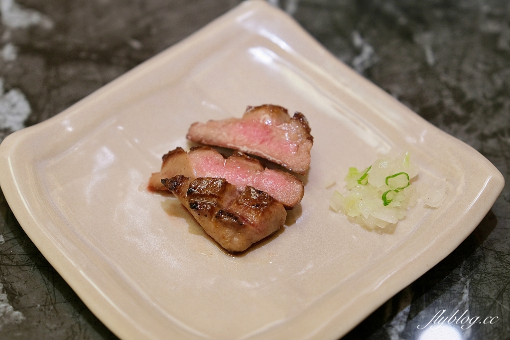 台中南屯｜樂軒和牛專門店．品嚐日本夢幻和牛，宛如私人招待所的用餐空間 @飛天璇的口袋