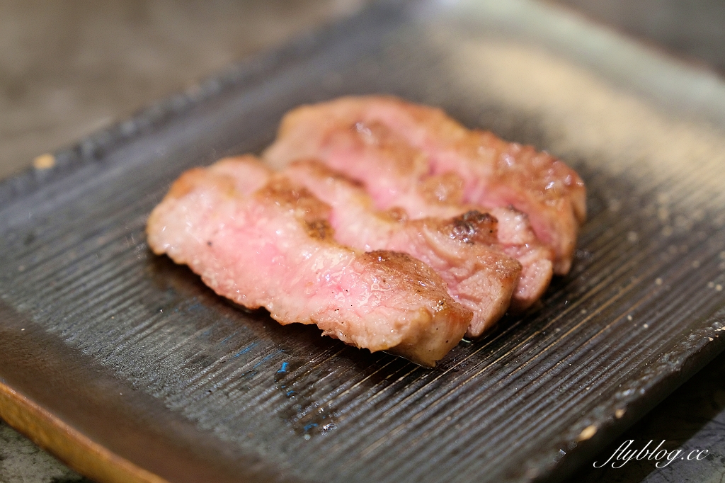 台中南屯｜樂軒和牛專門店．品嚐日本夢幻和牛，宛如私人招待所的用餐空間 @飛天璇的口袋