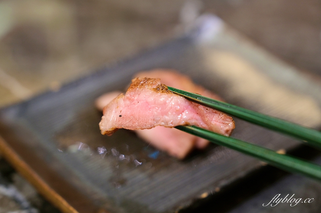 台中南屯｜樂軒和牛專門店．品嚐日本夢幻和牛，宛如私人招待所的用餐空間 @飛天璇的口袋