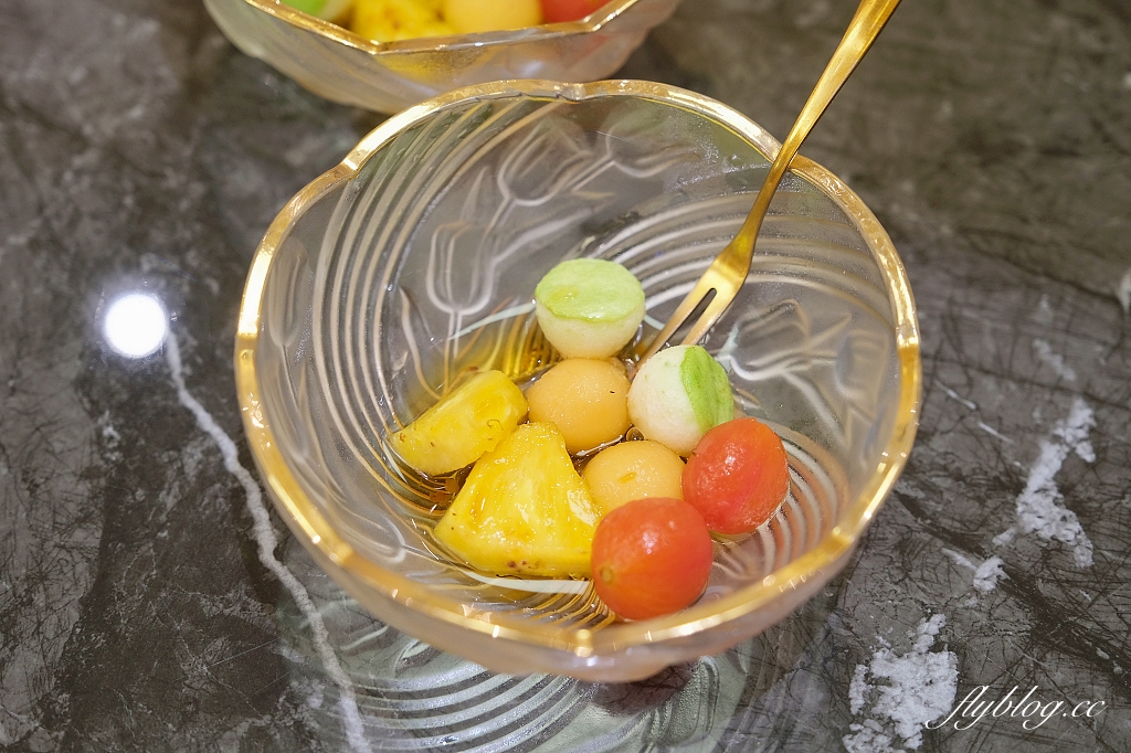 台中南屯｜樂軒和牛專門店．品嚐日本夢幻和牛，宛如私人招待所的用餐空間 @飛天璇的口袋