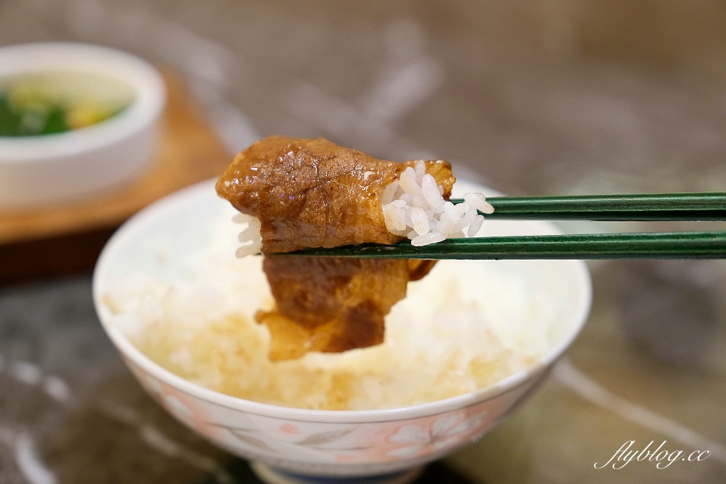 台中南屯｜樂軒和牛專門店．品嚐日本夢幻和牛，宛如私人招待所的用餐空間 @飛天璇的口袋