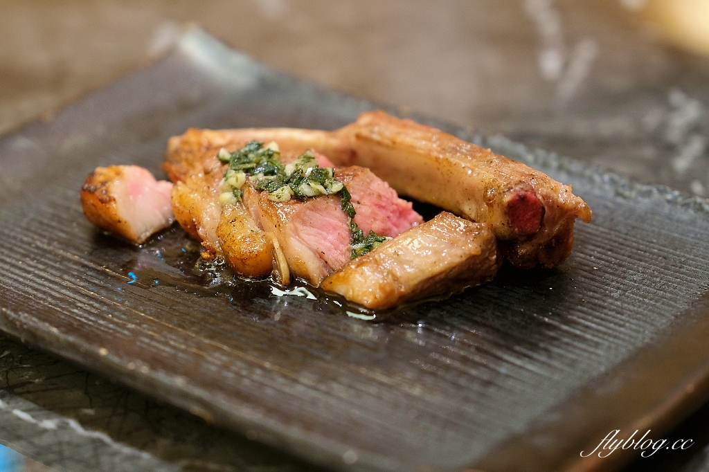 台中南屯｜樂軒和牛專門店．品嚐日本夢幻和牛，宛如私人招待所的用餐空間 @飛天璇的口袋