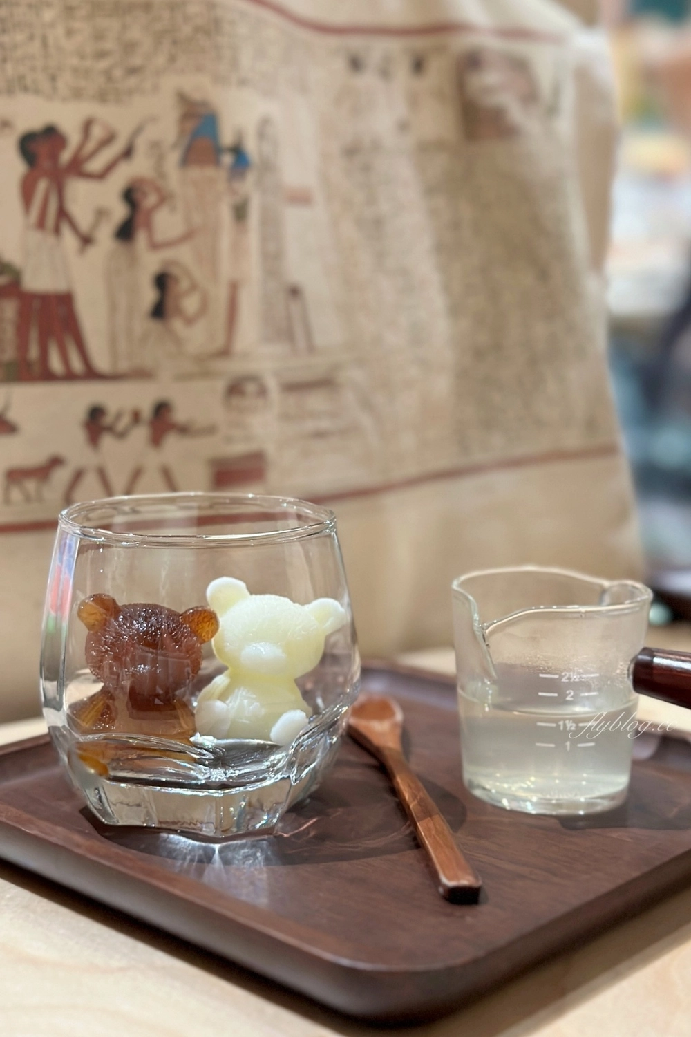 台中南區｜黝脈咖啡．營業到2點的深夜咖啡館，紅磚窯裡喝咖啡的氛圍 @飛天璇的口袋