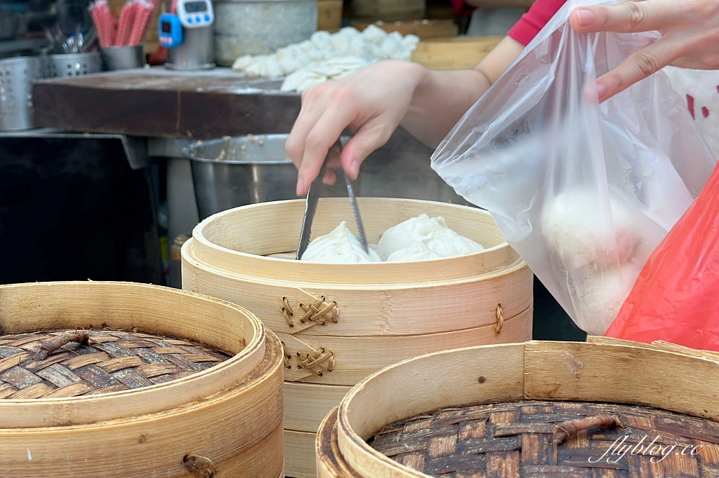 花蓮美食｜周家蒸餃小籠包．在地人都吃這間？營業到半夜2點的小籠包蒸餃 @飛天璇的口袋