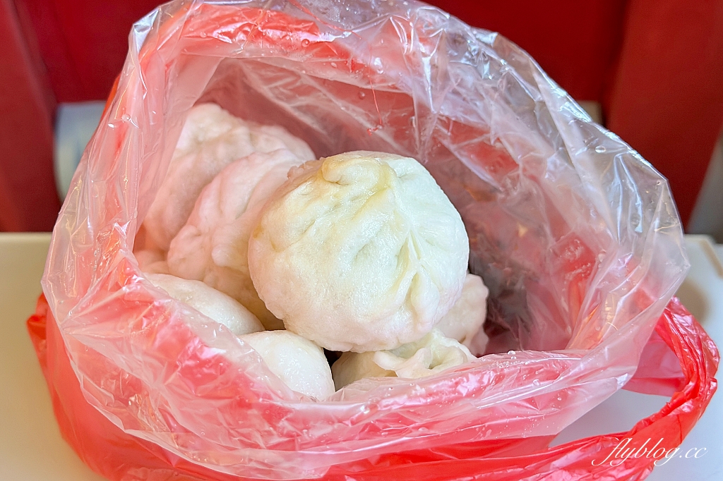 花蓮美食｜周家蒸餃小籠包．在地人都吃這間？營業到半夜2點的小籠包蒸餃 @飛天璇的口袋