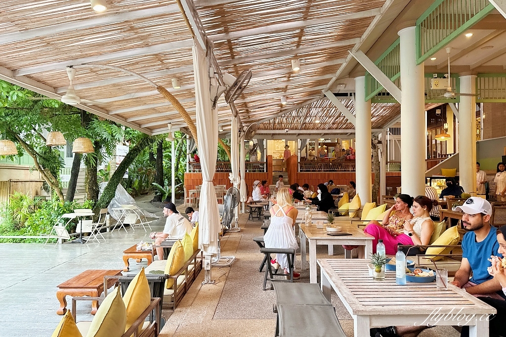 泰國普吉島｜Ma Doo Bua Cafe．普吉島最夯的網美餐廳，躺在大王荷花池上拍照打卡 @飛天璇的口袋