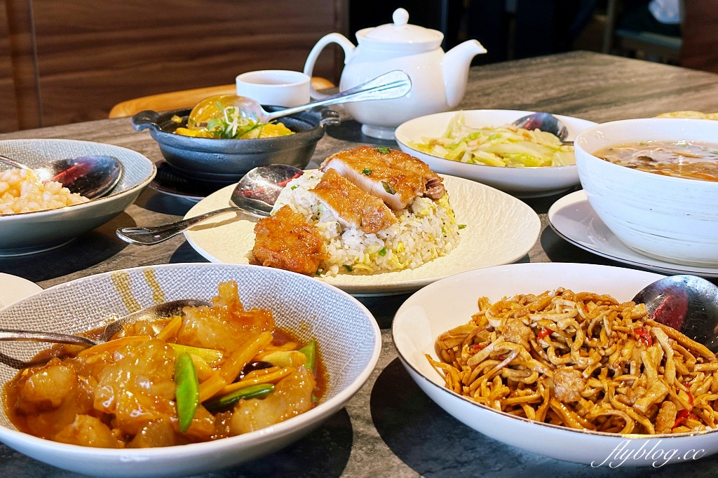 台中東區｜沁園春 LaLaport台中店．米其林必比登推薦，台中70年江浙菜名店 @飛天璇的口袋