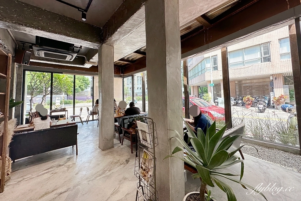 台中西區｜堅果光影．好堅果咖啡新品牌，台中科博館商圈早午餐推薦 @飛天璇的口袋