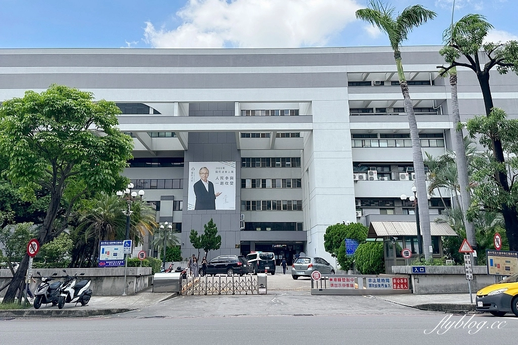 台中西區｜台中地方法院餐廳．隱身地下室的員工餐廳，網友推薦自助餐的天花板 @飛天璇的口袋