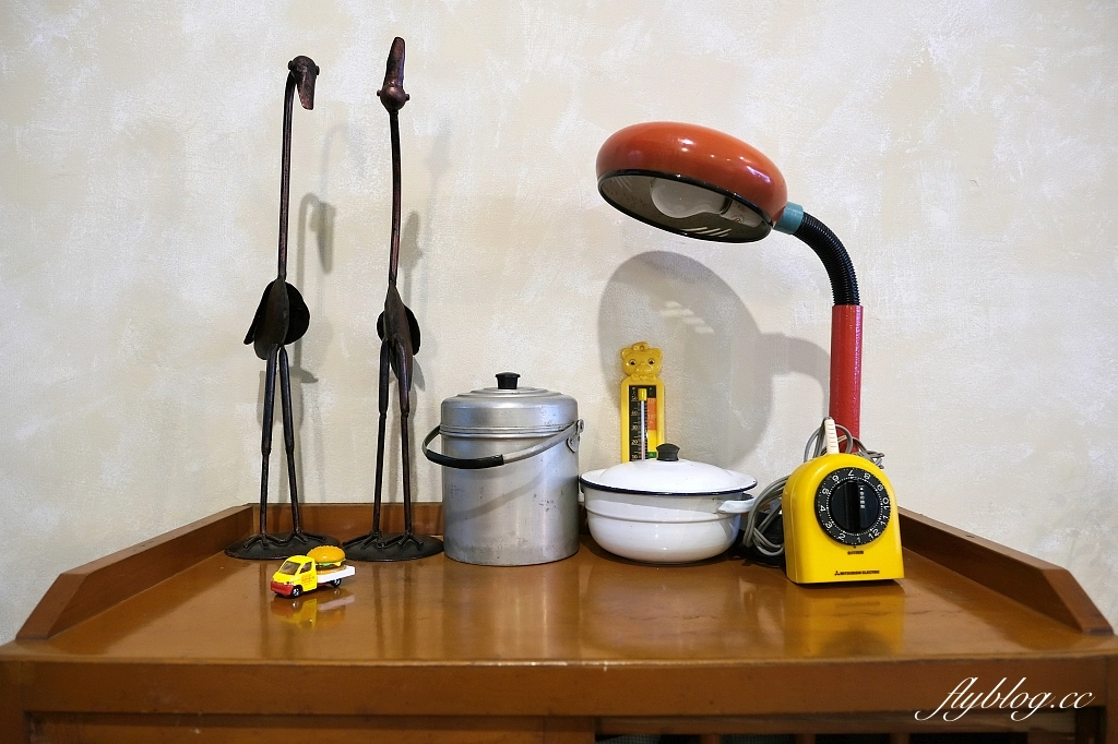 台南東區｜粼粼．老屋改蓋的咖啡館，充滿日式氛圍，必點隱藏版布丁 @飛天璇的口袋