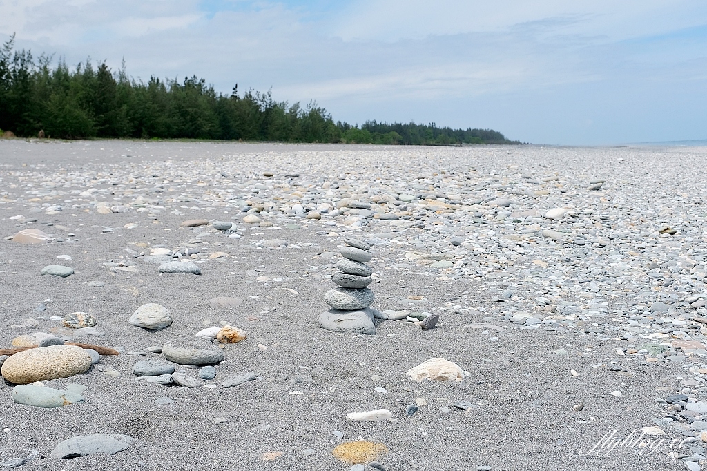 花蓮新城｜曼波海灘．花蓮看海秘境，可以玩石頭疊疊樂 @飛天璇的口袋