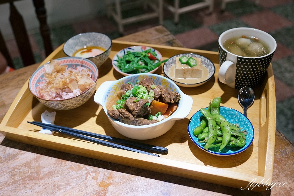 花蓮新城｜安口食堂．一個禮拜只營業四天，七星潭溫暖的家庭料理 @飛天璇的口袋