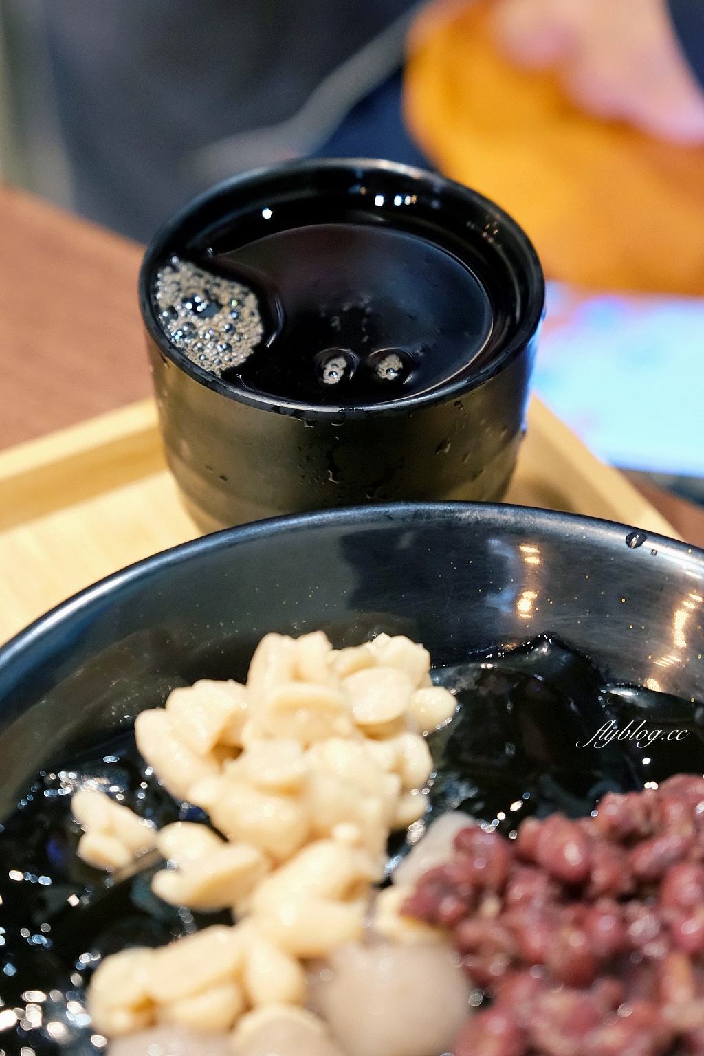 桃園大溪｜柒美堂仙草纏綿冰．澎湖搬來台灣，會牽絲的仙草冰 @飛天璇的口袋