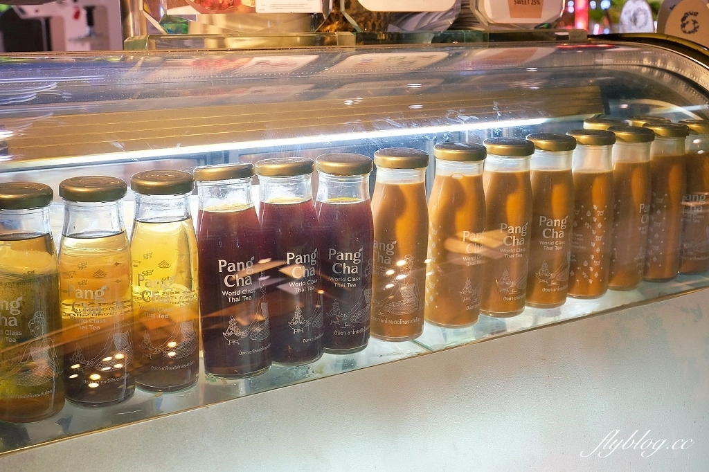 泰國曼谷｜Pang Cha Cafe IconSiam．米其林指南推薦泰式奶茶剉冰，傳說中的泰國剉冰天花板 @飛天璇的口袋